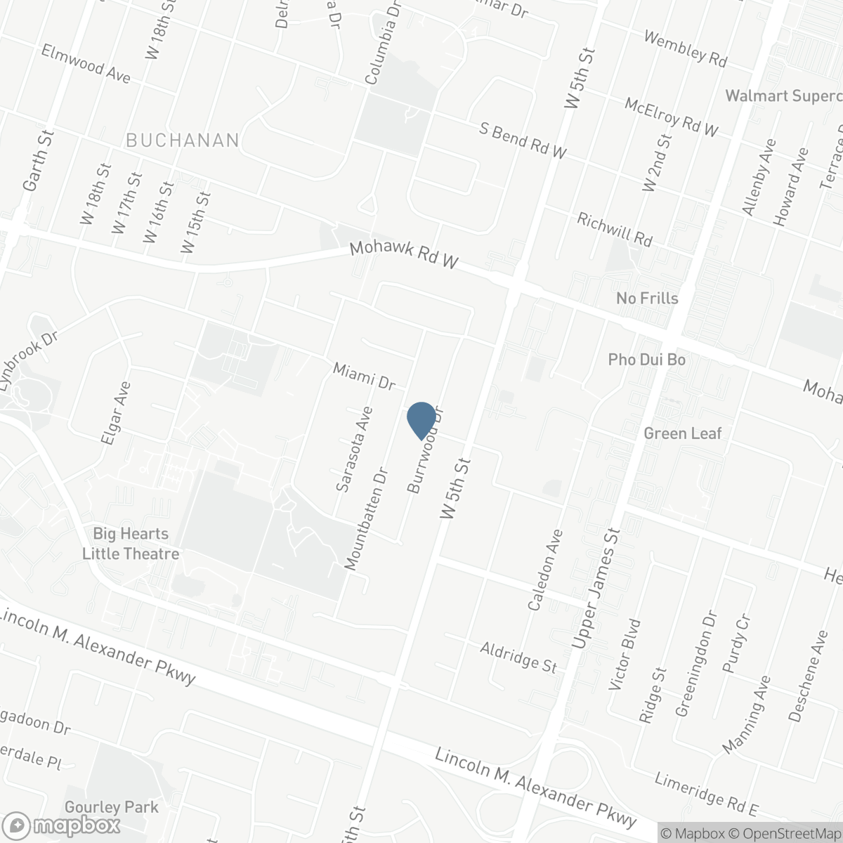 15 CLEARWATER Drive, Hamilton, Ontario L9C 2K1